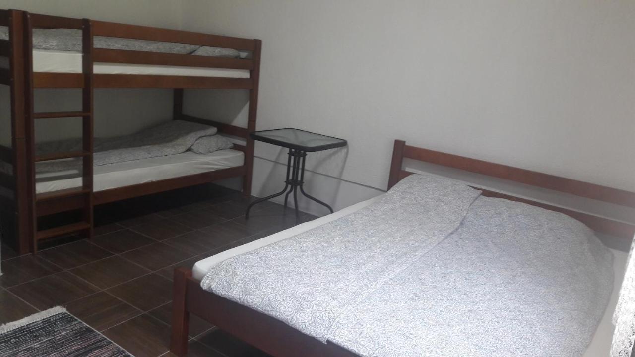 Lola Guest House Vuthaj المظهر الخارجي الصورة