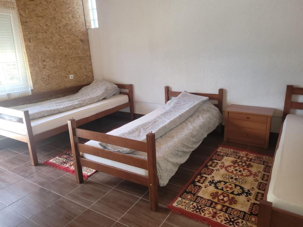 Lola Guest House Vuthaj المظهر الخارجي الصورة