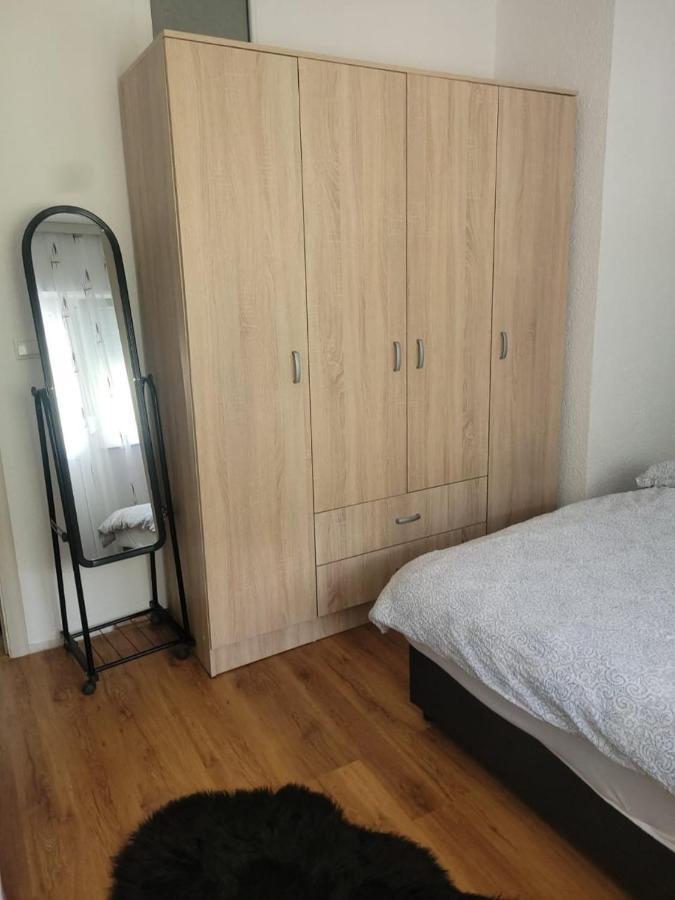 Lola Guest House Vuthaj المظهر الخارجي الصورة