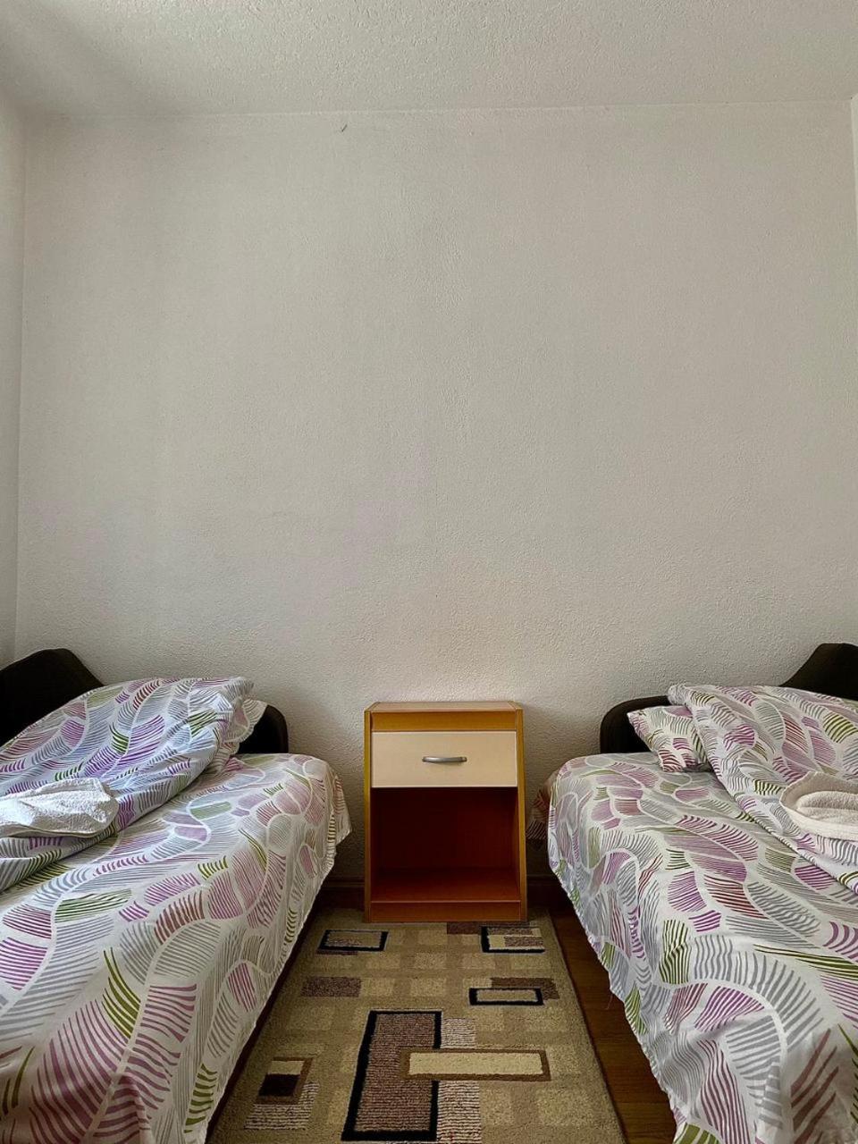 Lola Guest House Vuthaj المظهر الخارجي الصورة